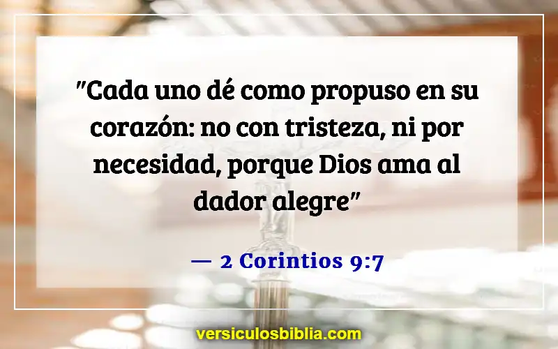 Versículos de la Biblia sobre la hospitalidad (2 Corintios 9:7)