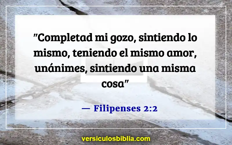 Versículos de la Biblia sobre el afecto (Filipenses 2:2)