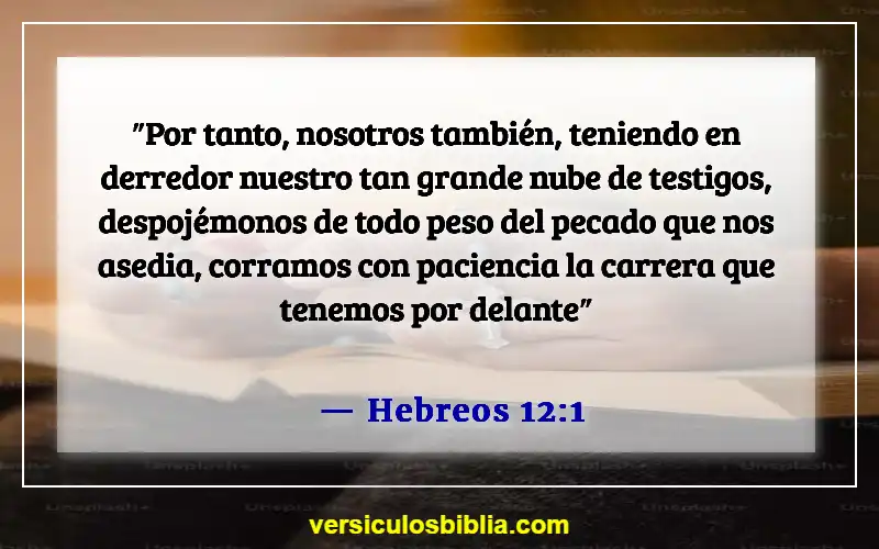 Versículos de la Biblia sobre evitar el pecado (Hebreos 12:1)