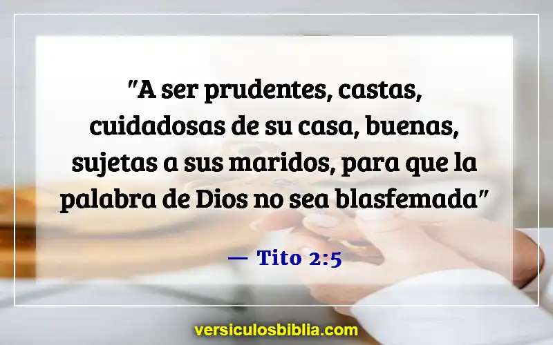 Versículos de la Biblia sobre el hombre como cabeza del hogar (Tito 2:5)